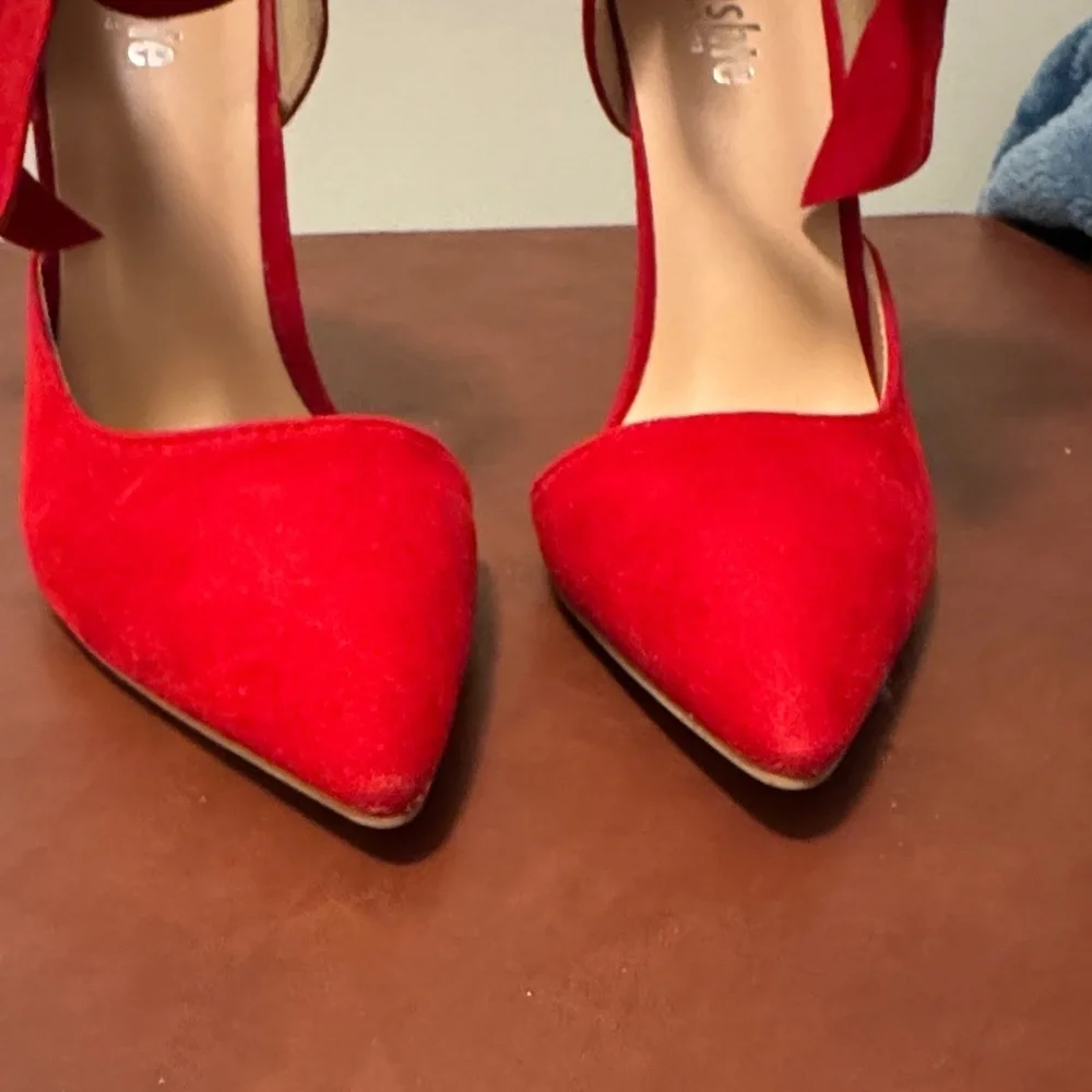Elegant Red Bow Women's Heels